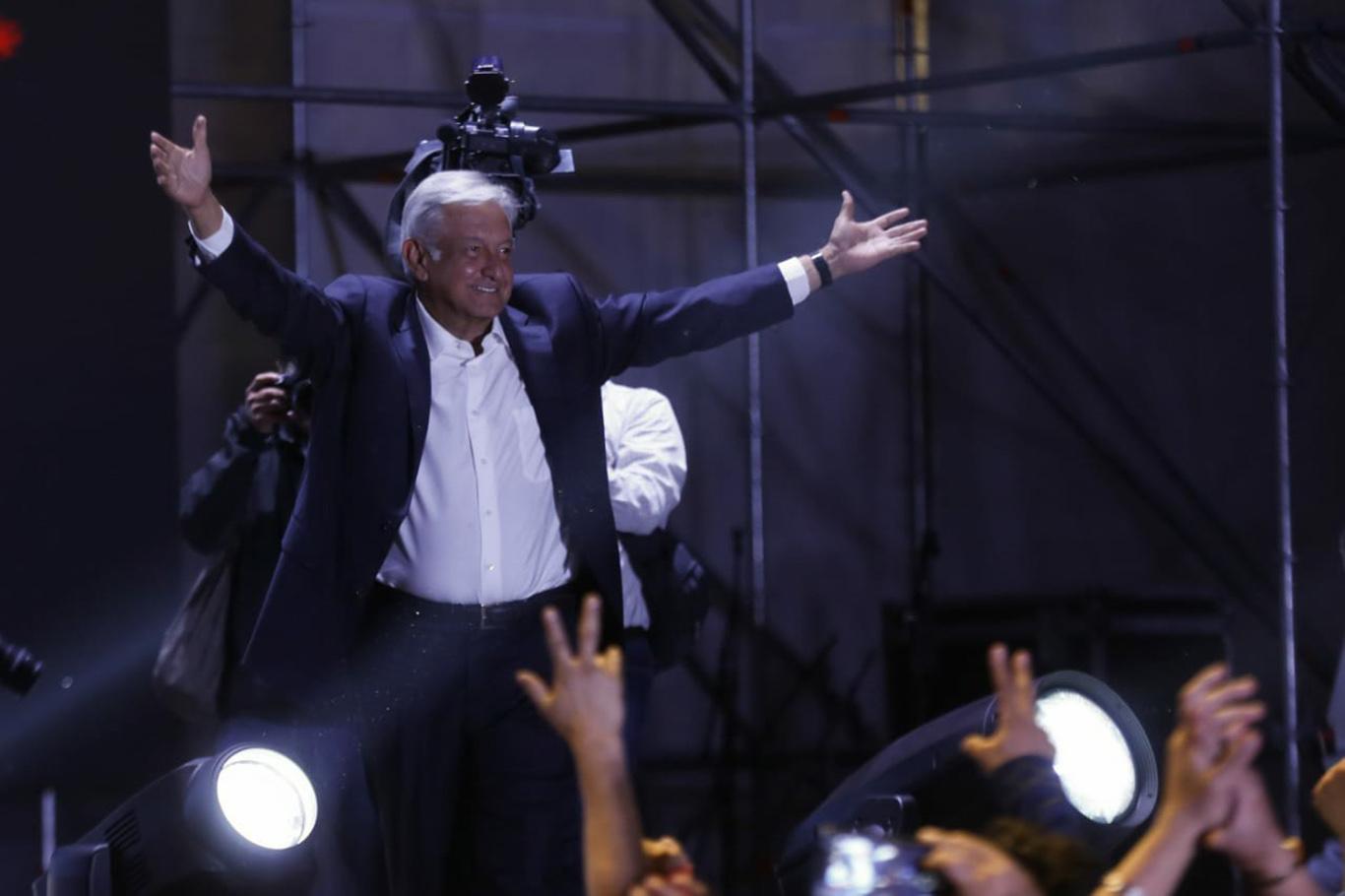Meksika'nın yeni devlet başkanı Obrador oldu Meksika'nın yeni devlet başkanı Obrador oldu